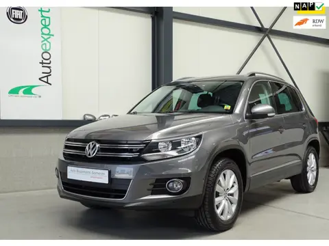 Volkswagen Tiguan 1.4 TSI "SPORT & STYLE" - CLIMATE/CRUISE/PRIVACY/TREKHAAK/PARKEERHULP/ETC
