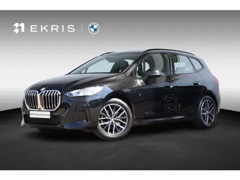 BMW 2 Serie Active Tourer 230e xDrive | M-Sport pakket | Elektr. Stoelen | Harman Kardon | Verwarmde