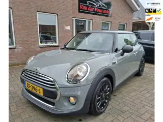 Mini Mini 1.5 One. 1ste eigenaar, dealer onderhouden. Zeer netjes en luxe, o.a: bluetooth, navi, cru