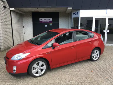 Toyota Prius 1.8 Dynamic / NAVI / CAMERA / ALU VELGEN / NWE MODELJAAR / APK OK