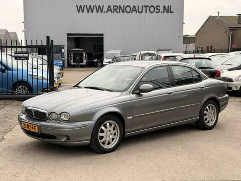 Jaguar X-Type 2.0 V6 AUTOMAAT, AIRCO(CLIMA), CRUISE CONTROL, APK TOT 06-05-27, ELEK-RAMEN, RADIO-CD,