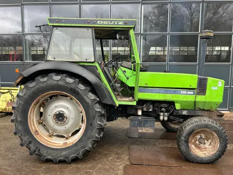 Deutz DX 85
