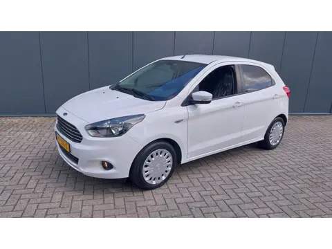 Ford Ka+ 1.2 Trend Ultimate// HOGE INSTAP