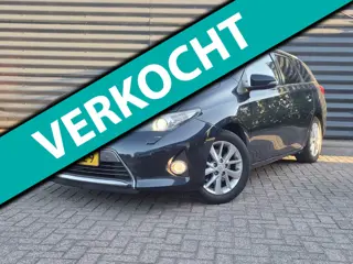 Toyota Auris Touring Sports 1.8 Hybrid Lease+