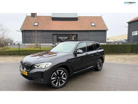 BMW IX3 Executive 80 kWh PANORAMADAK LEER APPLE-CARPLAY LED-XENON