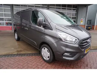 Ford Transit Custom 320 2.0 TDCI 130PK L2H1 Trend Nr. V102 | Airco | Cruise | Camera | Apple CP - An