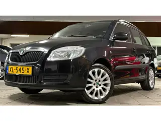 Skoda Fabia Combi 1.6-16V Ambition Business Line|NweAPK|Fulloption|Stoelvw|Cruise|Elekramen|