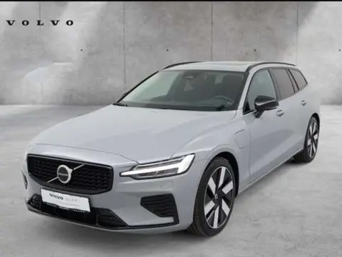 Volvo V60 2.0 T8 Plug-in hybrid AWD Ultra Dark ** FULL OPTIONS, PANO, ACC, MASSAGE, B&W ** 1e EIG - 