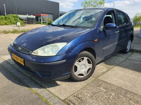 Ford Focus 1.6-16V Ambiente 5-DRS|AIRCO|NAP|2004 (bj 2004)