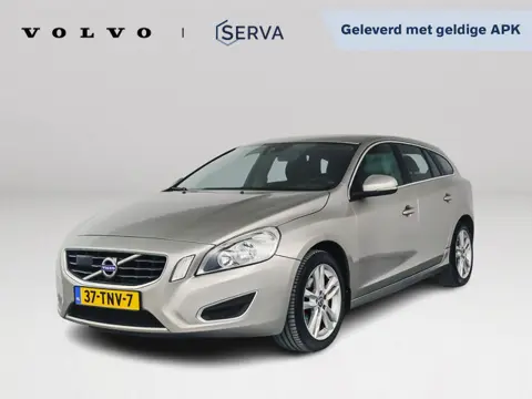 Volvo V60 T3 Momentum | Stoelverwarming | Cruise Control