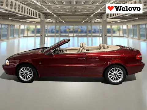 Volvo C70 Convertible 2.0 T Weinig KM, Camera, Zeer mooie complete cabrio voor de liefhebber..