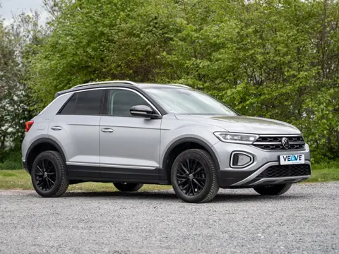 Volkswagen T-Roc 1.0 TSI Style // navigatie // pdc // stoelverwarming