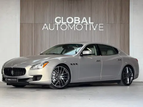 Maserati Quattroporte 3.8 V8 GTS - Bowers & Wilkins - Schuifdak - alcantara hemel