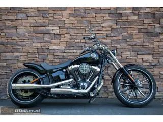 Harley-Davidson FXSB Breakout Softail 103 5HD (bj 2013)