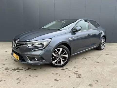 Renault Mégane 1.2 TCe Bose ADAPT CRUISE HUD CAMERA PARK ASSIST HALF LEER LED NAVI ECC TREKHAAK