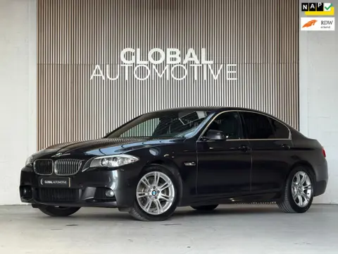 BMW 5-serie 520i Executive M Sport - NL auto - Trekhaak