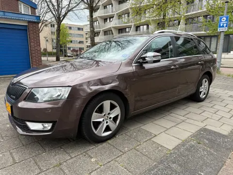 Skoda Octavia Combi 1.6 TDI Greenline Businessline NW APK