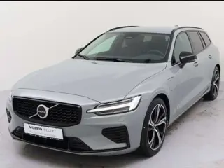 Volvo V60 2.0 T8 Plug-in hybrid AWD Plus Dark ** LEDER, H&K Sound, 360gr, 19-inch LMV, WINTER, MEMOR