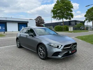 MERCEDES-BENZ 250 250e AMG Matgrijs Distronic Plus