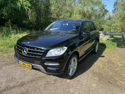 Mercedes-Benz M-Klasse 350 BlueTEC 4 TEC geel kenteken