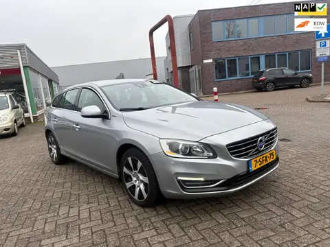 Volvo V60 2.4 D6 AWD Plug-In Hybrid Summum|NAP|NAVI|PDC|