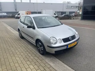 Volkswagen Polo 1.2-12V, Airco, Car play met navigatie, trekhaak