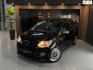 Volkswagen Up! 1.0 MPI high up! 75PK PANO/CRUISE/STOELVRM