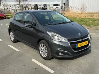 Peugeot 208 1.2 PureTech Blue Lion / AIRCO / NAVI / NAP