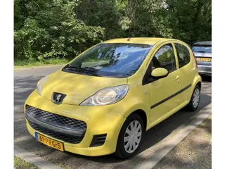 Peugeot 107 1.0-12V Millesim 200 (bj 2011)