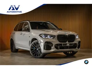 BMW X5 xDrive45e M-Sport | Panorama | Laser | H&K | Trekhaak | Carbon | ACC | Massage | Stoelventila