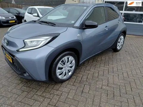 Toyota Aygo X 1.0 VVT-i MT Play