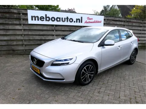 Volvo V40 2.0 T3 Nordic+ trekhaak (bj 2016)