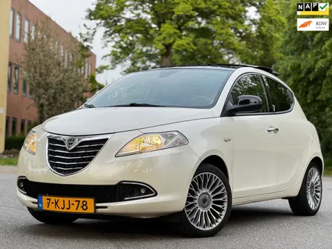 Lancia Ypsilon 0.9 TwinAir Platinum
