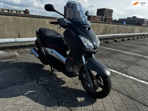 Yamaha Scooter YP 250R BLACK X-Max LAGE KM- TOPSTAAT