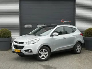 Hyundai ix35 2.0 CRDi Business Edition | Panoramadak | Camera | Navigatie | Trekhaak |