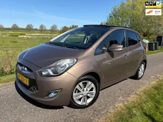 Hyundai Ix20 1.6i i-Catcher Pano|Leder|Camera|NW Koppeling!