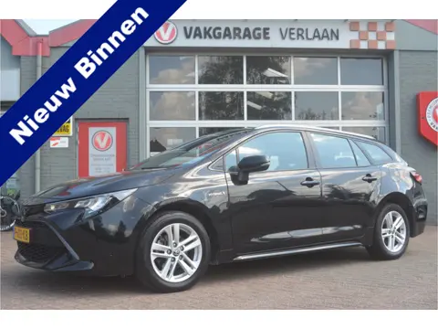 Toyota Corolla Touring Sports 1.8 Hybrid stationcar / 12 mnd. gar.
