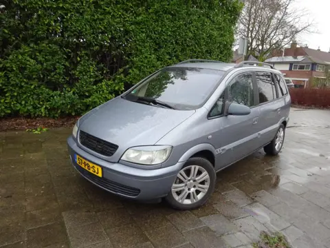 Opel Zafira 1.8-16V Maxx met jaar apk