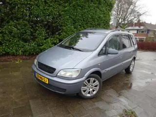 Opel Zafira 1.8-16V Maxx met jaar apk