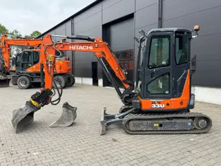 Hitachi ZX33U Engcon S40 SUPER NICE (bj 2021)