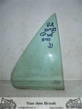 Peugeot 106 5 deurs 1991-2003 Driehoekraam rechtsachter