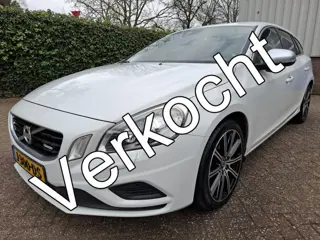 Volvo V60 2.0 T5 Summum CLIMAT/CRUISE/PDC/XENON/TREKHAAK 239PK