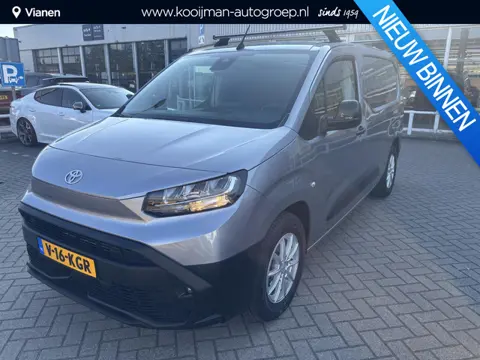Toyota PROACE CITY Electric Navigator Long 50 kWh 1e eigenaar, Trekhaak, Betimmering, zeer nette wag