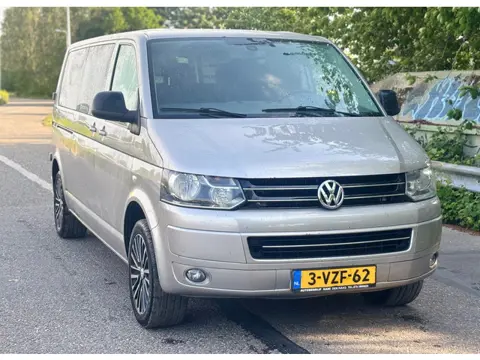 Volkswagen Transporter 2.0 TDI L2H1 DC Comfortline DSG