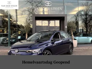 Volkswagen Golf 1.4 eHybrid Style Memory Seats | Panoramadak