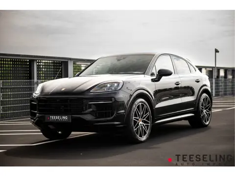 Porsche Cayenne Coupé 3.0 E-Hybrid | NP 170 | Burmester | HU | Carbon