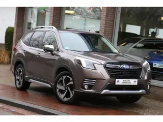 Subaru Forester 2.0i e-BOXER Premium Schuifdak Leer Navi Camera ACC