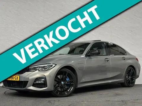 BMW 3-serie 330e M-Sport Laser Pano H&K Acc Lane Lmv