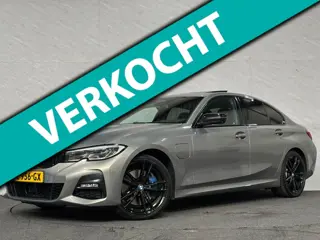 BMW 3-serie 330e M-Sport Laser Pano H&K Acc Lane Lmv