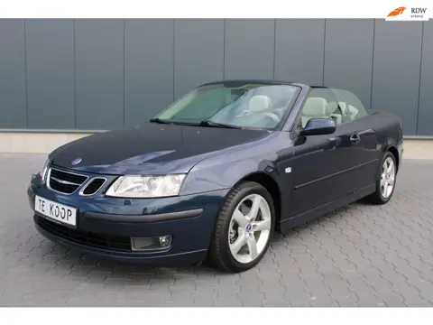 Saab 9-3 Cabrio 2.0 T Vector CARAVANTREKKER! 1600 KG GEREMD. 1e EIGENAAR